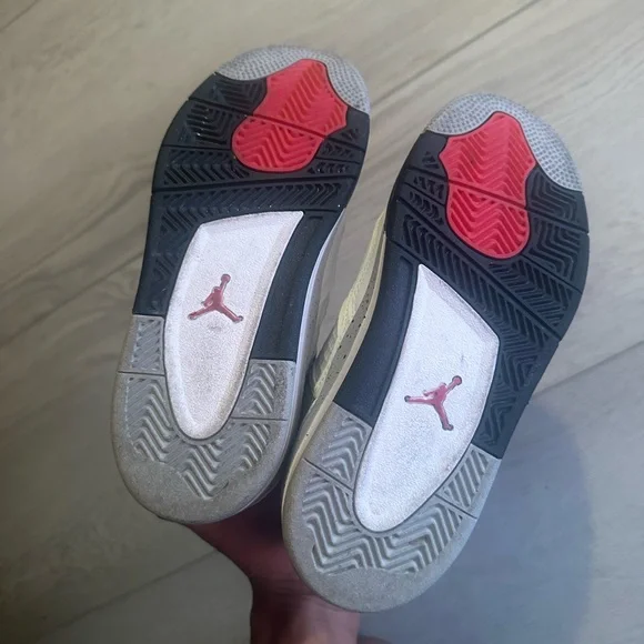 Jordan Kids White and Black Sneakers - Picture 5 of 5